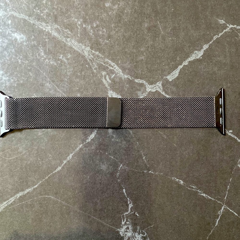 Graphite Milanese Loop